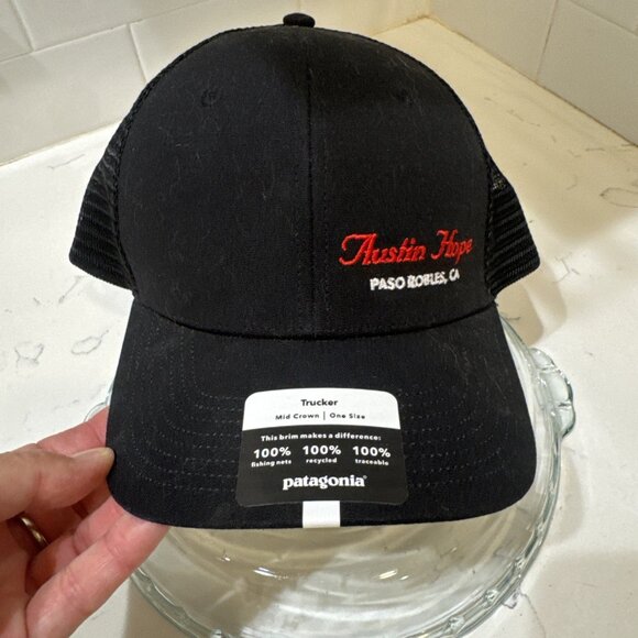 Patagonia Trucker Hat One Size Strap,back Black Mesh Black With Patch NEW - Picture 2 of 9